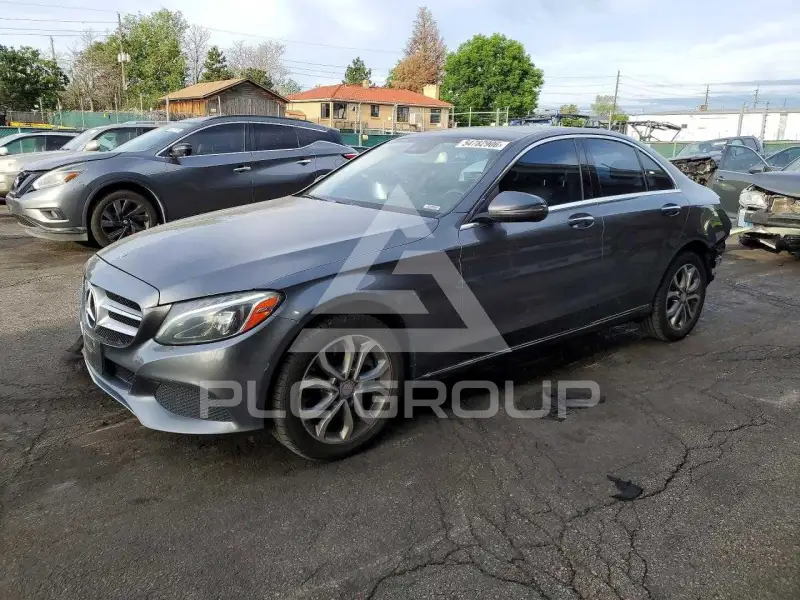 2017 Mercedes Benz C-Class photo