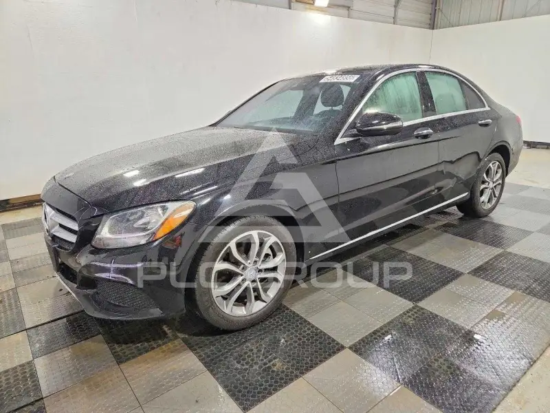2017 Mercedes Benz C-Class photo