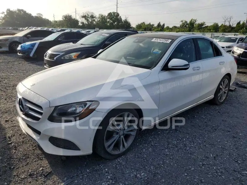 2017 Mercedes Benz C-Class фото