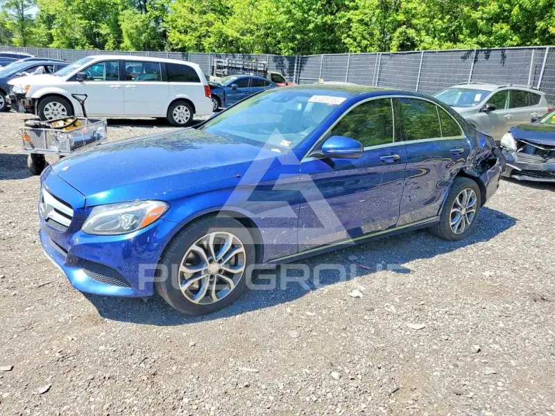 2017 Mercedes Benz C-Class фото