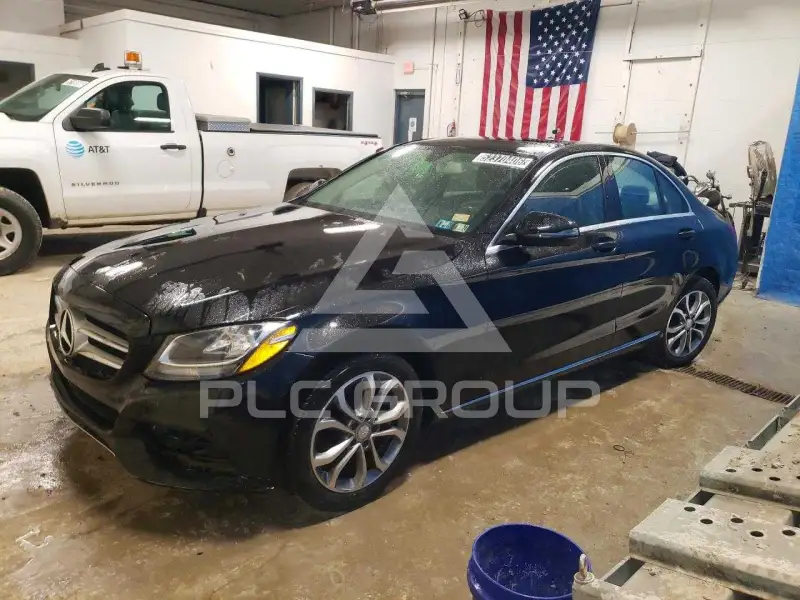 2017 Mercedes Benz C-Class photo