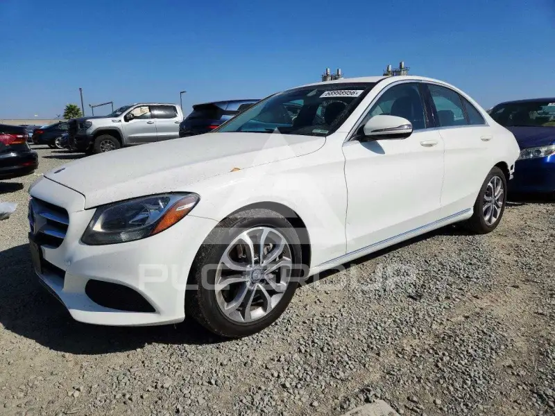 2017 Mercedes Benz C-Class фото