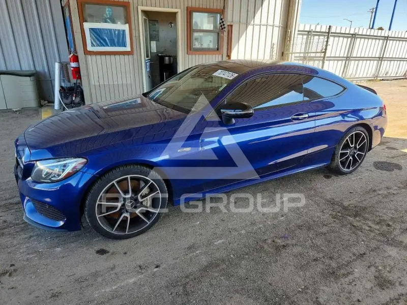 2017 Mercedes Benz C-Class photo