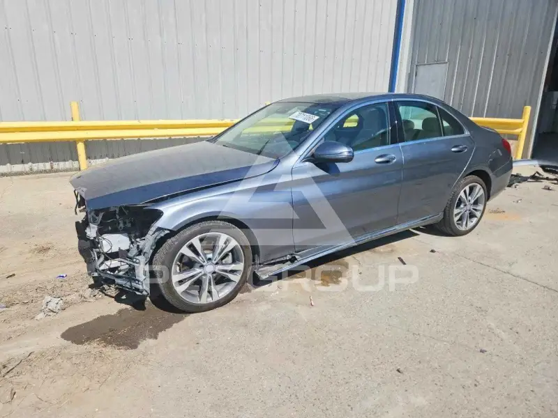 2017 Mercedes Benz C-Class фото