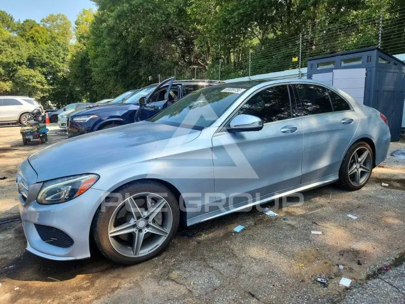 2017 Mercedes Benz C-Class photo