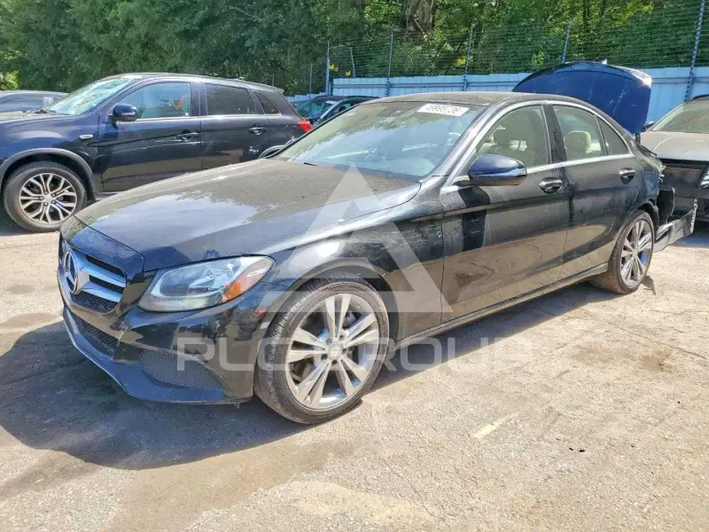 2017 Mercedes Benz C-Class photo
