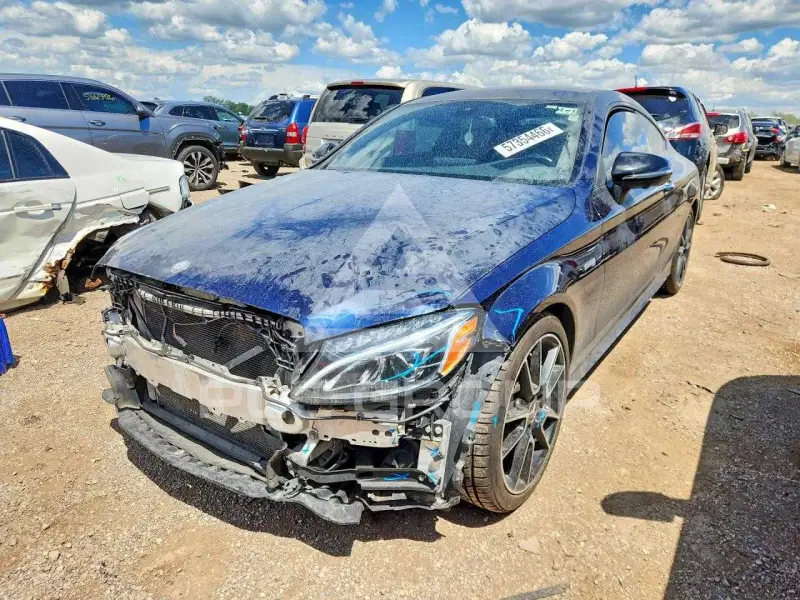 2017 Mercedes Benz C-Class фото