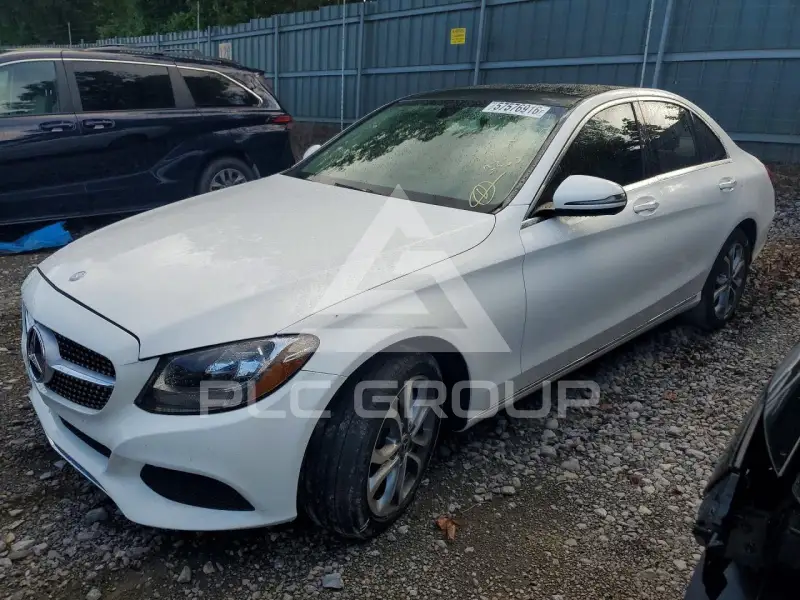 2017 Mercedes Benz C-Class фото