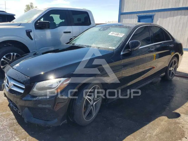 2017 Mercedes Benz C-Class фото