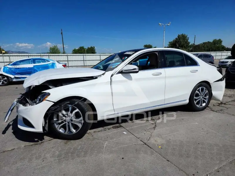 2017 Mercedes Benz C-Class фото