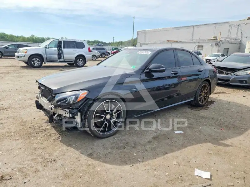 2017 Mercedes Benz C-Class фото