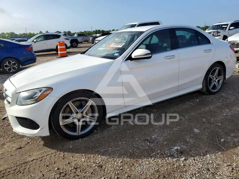 2017 Mercedes Benz C-Class фото