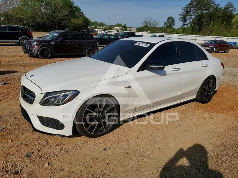 2017 Mercedes Benz C-Class photo