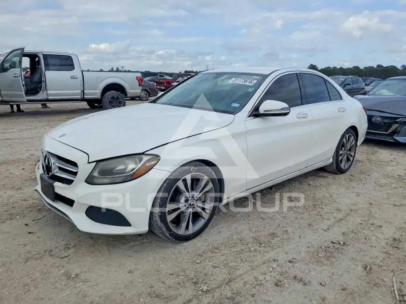 2017 Mercedes Benz C-Class photo