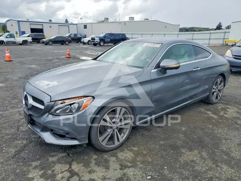 2017 Mercedes Benz C-Class photo