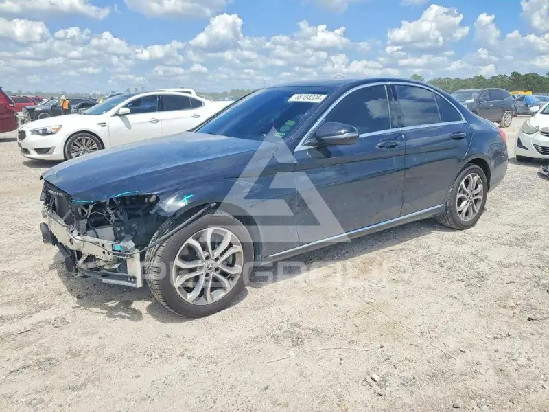 2017 Mercedes Benz C-Class фото