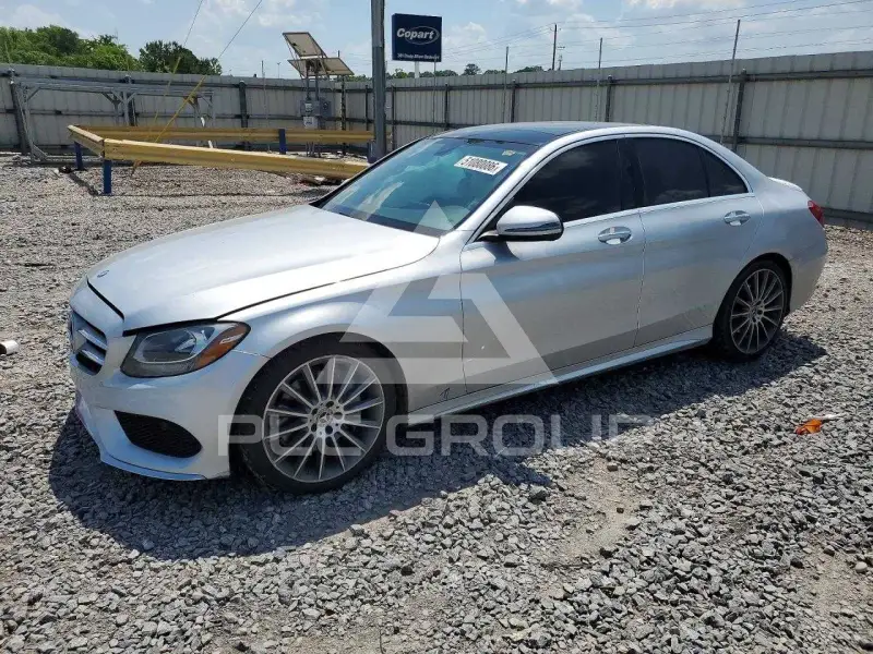 2017 Mercedes Benz C-Class photo
