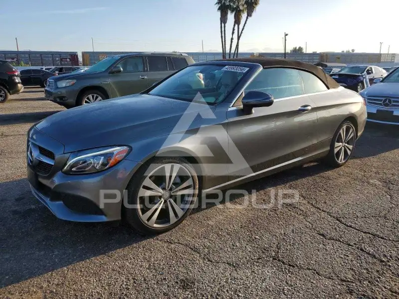 2017 Mercedes Benz C-Class фото
