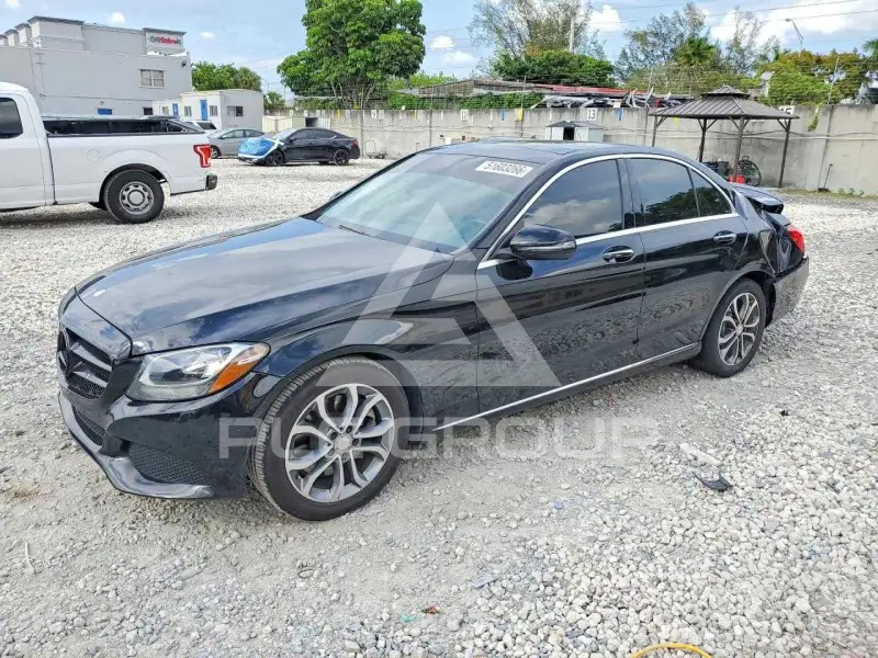 2017 Mercedes Benz C-Class фото