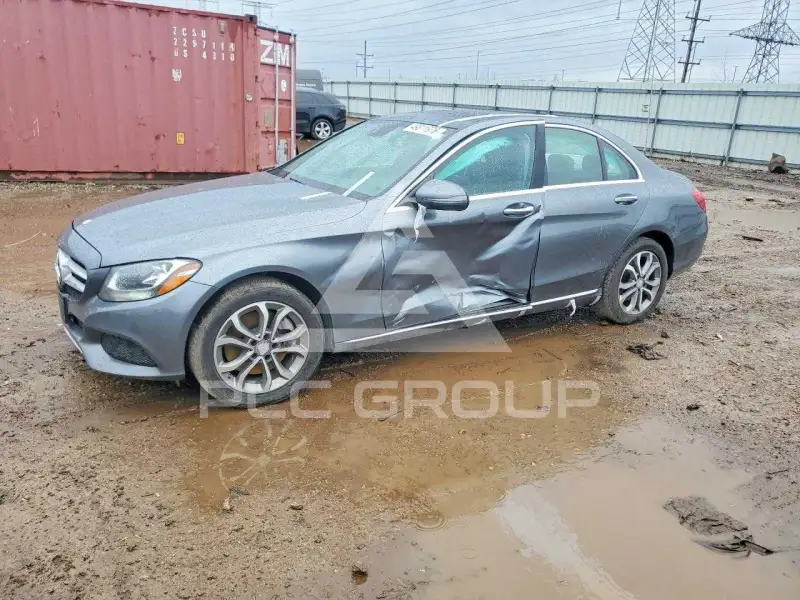 2017 Mercedes Benz C-Class фото