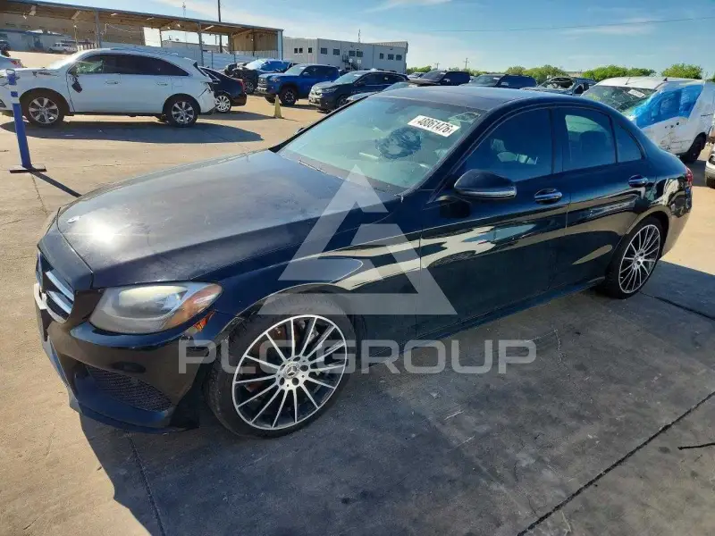 2017 Mercedes Benz C-Class фото
