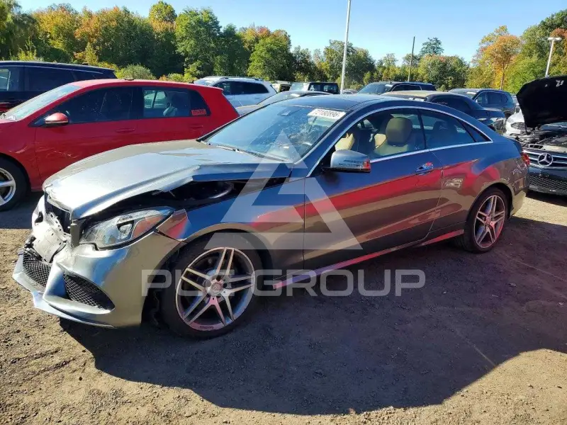 2017 Mercedes Benz E-Class фото