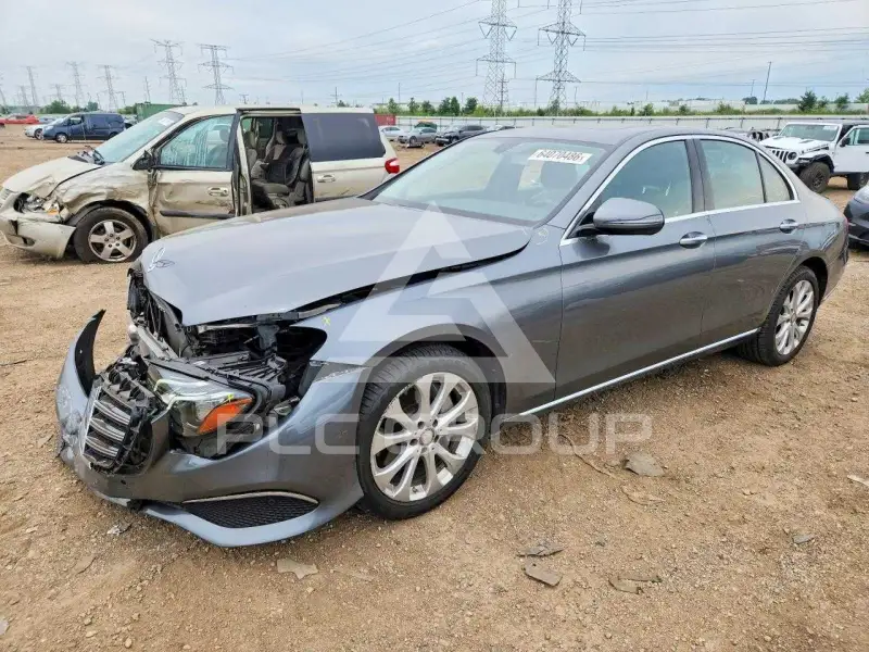 2017 Mercedes Benz E-Class photo