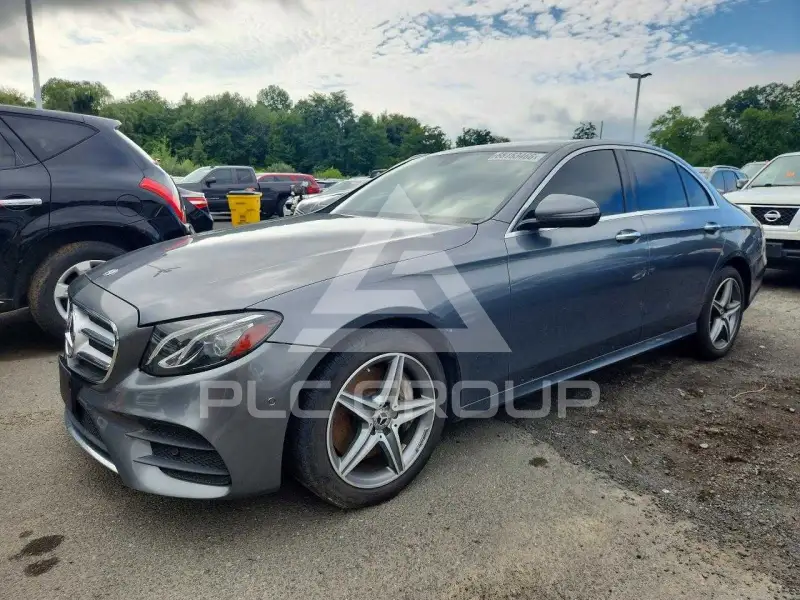 2017 Mercedes Benz E-Class photo