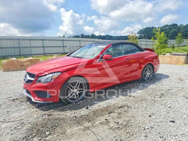 2017 Mercedes Benz E-Class фото