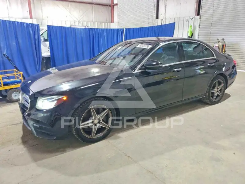 2017 Mercedes Benz E-Class photo