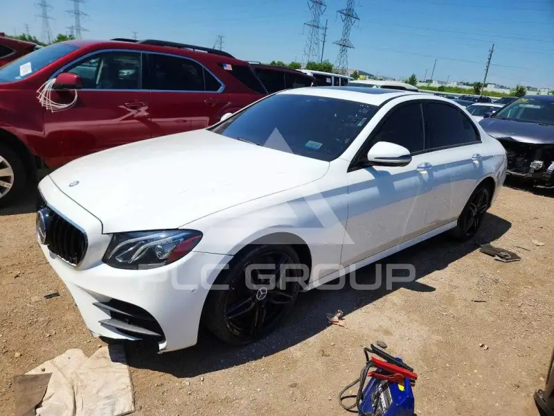2017 Mercedes Benz E-Class photo