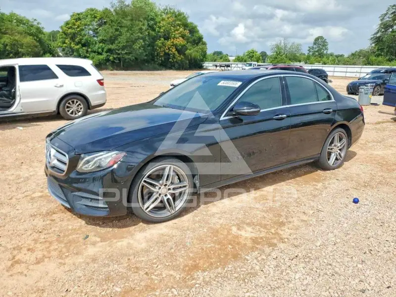 2017 Mercedes Benz E-Class фото