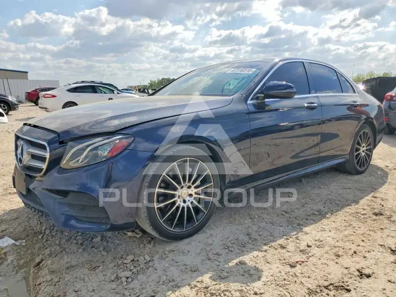 2017 Mercedes Benz E-Class фото
