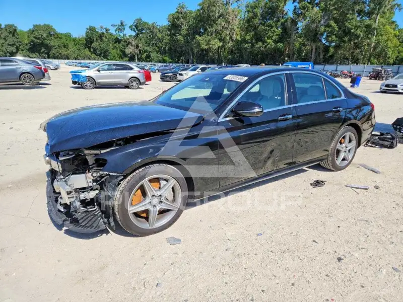 2017 Mercedes Benz E-Class photo
