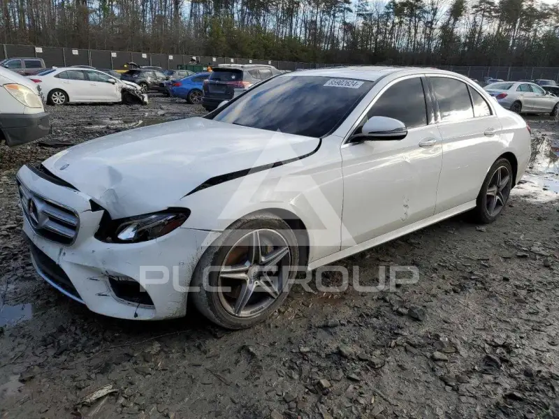 2017 Mercedes Benz E-Class фото