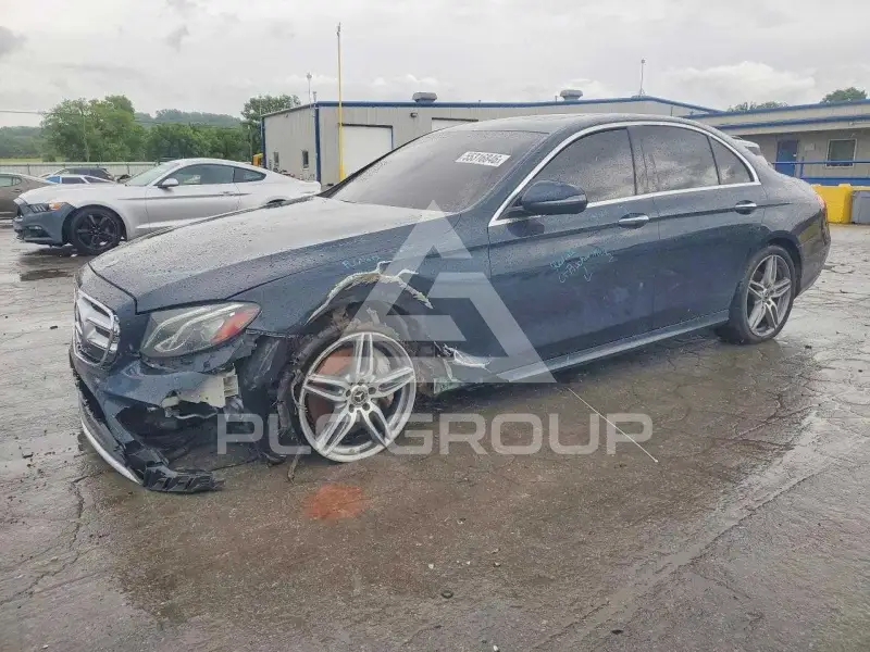 2017 Mercedes Benz E-Class photo