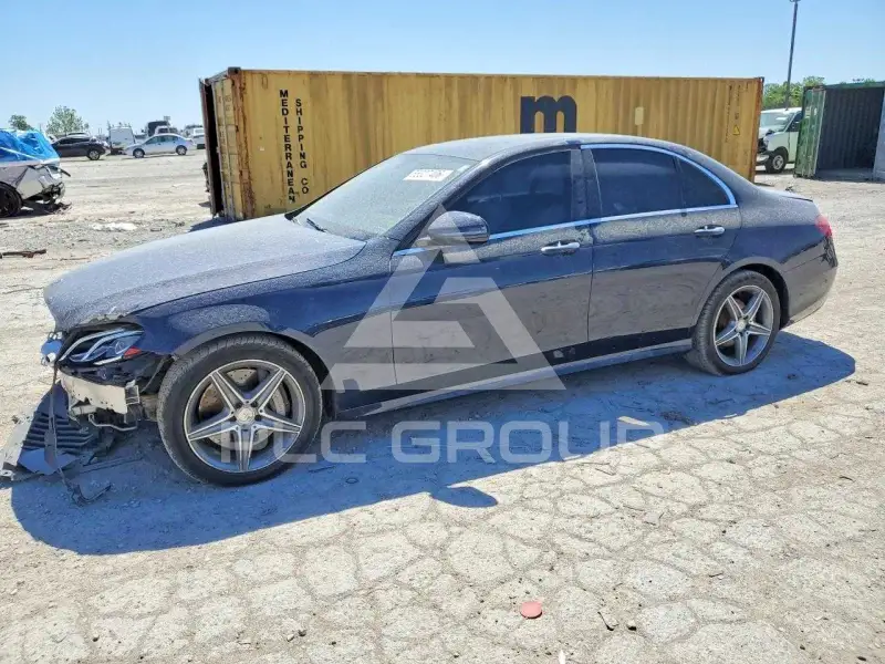 2017 Mercedes Benz E-Class фото
