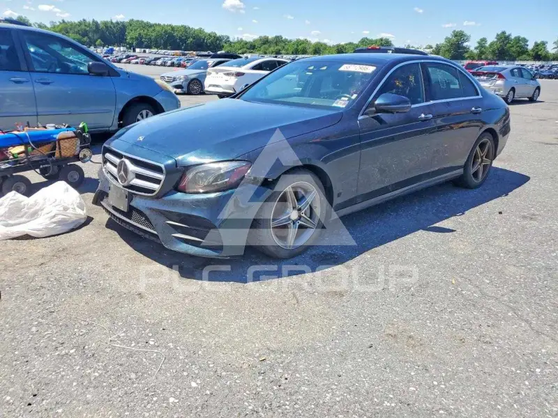 2017 Mercedes Benz E-Class photo