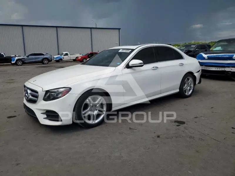2017 Mercedes Benz E-Class photo