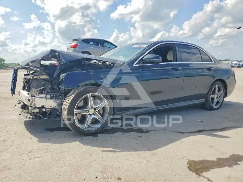 2017 Mercedes Benz E-Class photo
