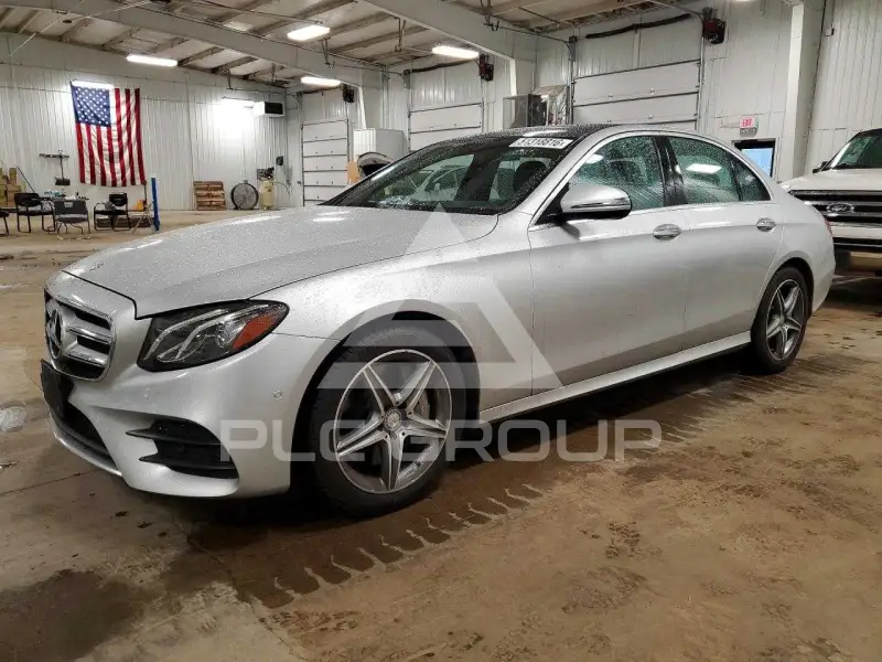 2017 Mercedes Benz E-Class photo