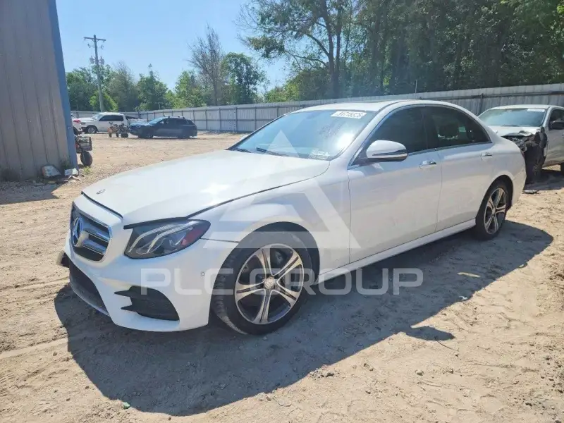 2017 Mercedes Benz E-Class photo