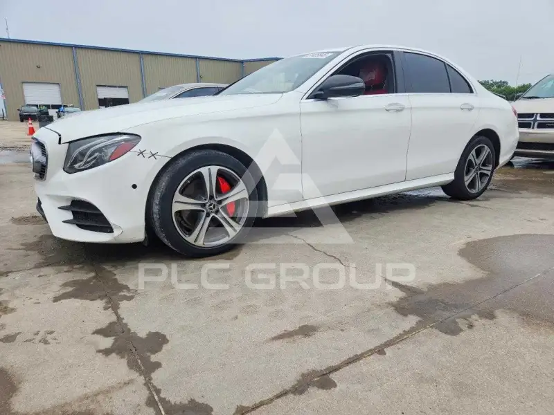 2017 Mercedes Benz E-Class photo