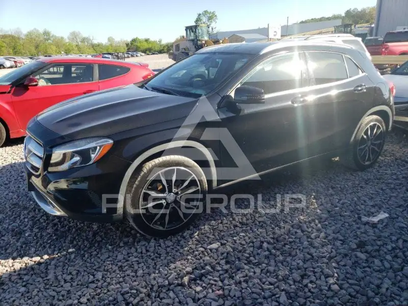 2017 Mercedes Benz GLA-Class фото