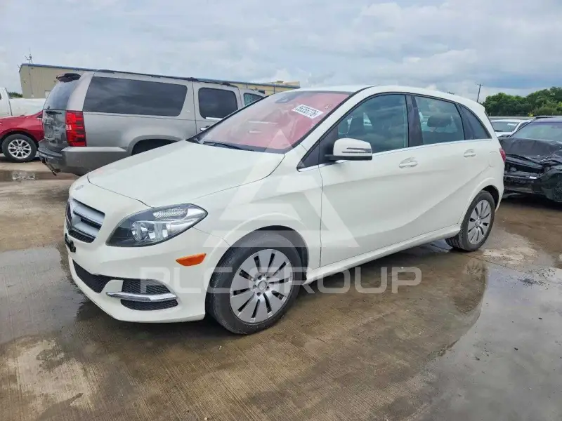 2017 Mercedes Benz B-Class photo