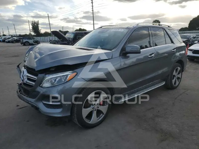 2017 Mercedes Benz GLE-Class photo