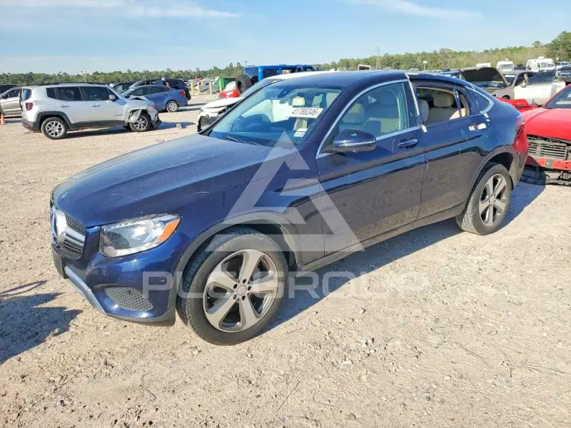 2017 Mercedes Benz GLC-Class photo