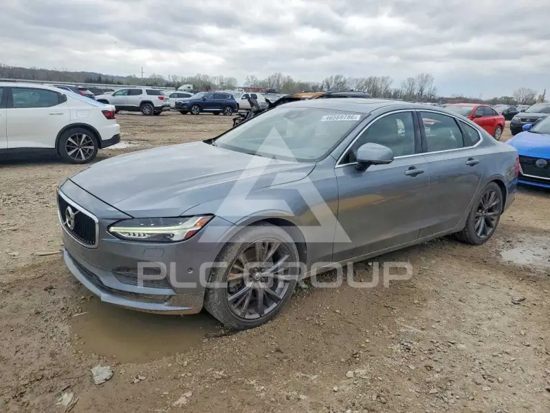 2017 Volvo S90 фото