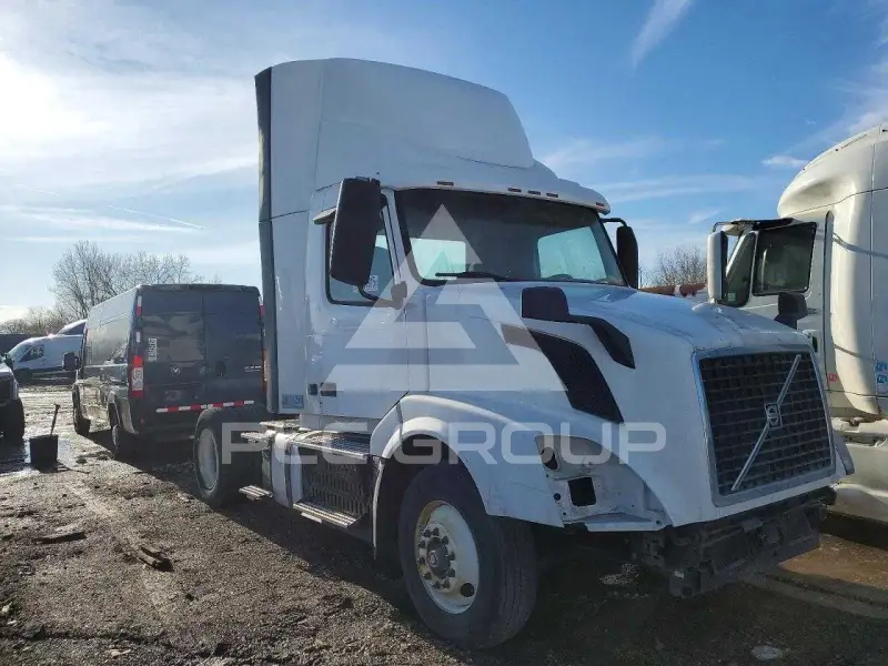 2017 Volvo VNL фото