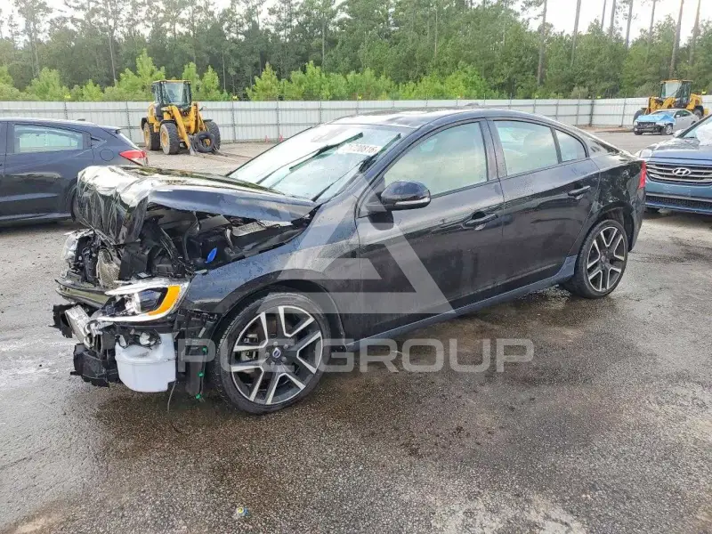 2017 Volvo S60 фото
